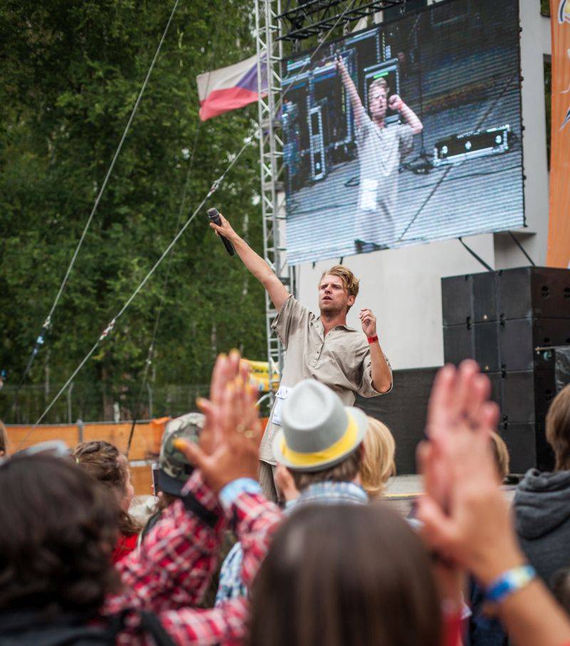 Kryštof Kemp bavil v Plzni: Richard Krajčo se fanouškům zvěčnil na mnoha selfie, zahráli Petr Janda i No Name