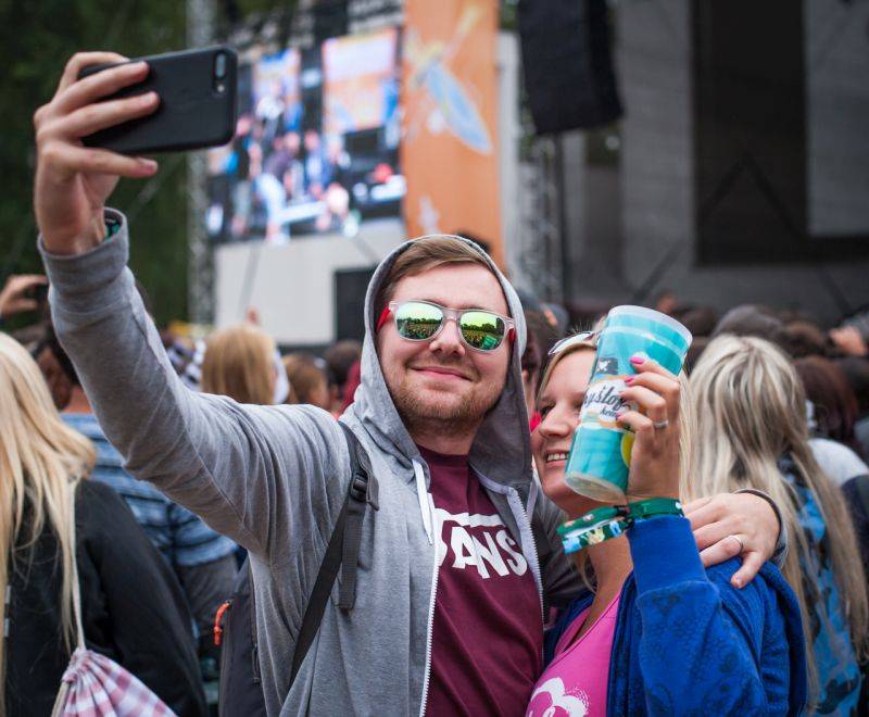 Kryštof Kemp bavil v Plzni: Richard Krajčo se fanouškům zvěčnil na mnoha selfie, zahráli Petr Janda i No Name