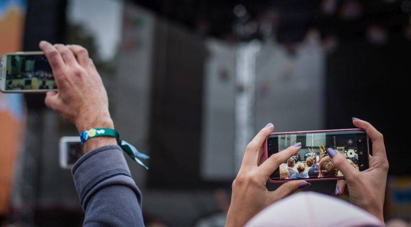 Kryštof Kemp bavil v Plzni: Richard Krajčo se fanouškům zvěčnil na mnoha selfie, zahráli Petr Janda i No Name