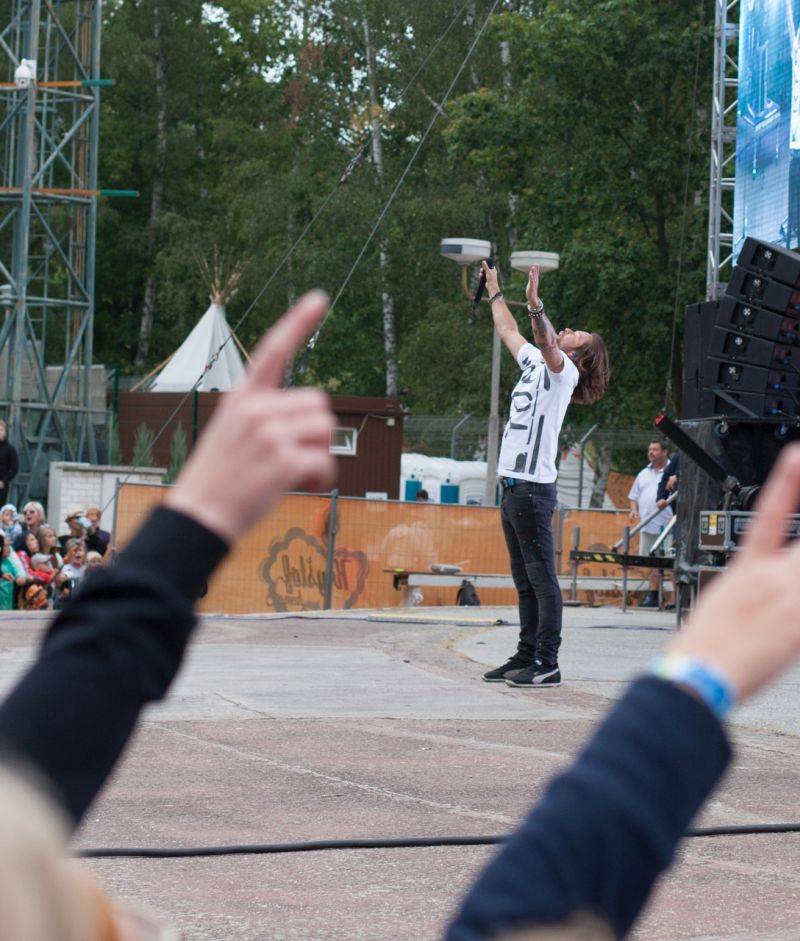 Kryštof Kemp bavil v Plzni: Richard Krajčo se fanouškům zvěčnil na mnoha selfie, zahráli Petr Janda i No Name