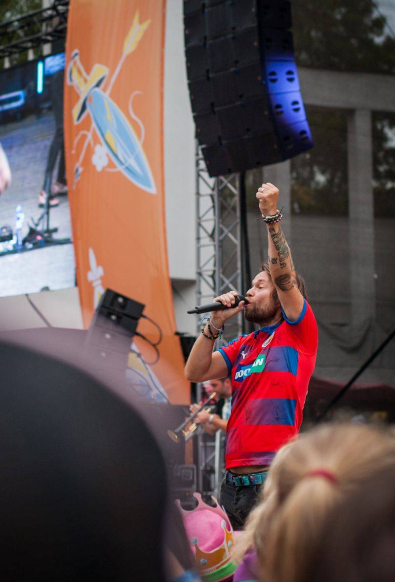 Kryštof Kemp bavil v Plzni: Richard Krajčo se fanouškům zvěčnil na mnoha selfie, zahráli Petr Janda i No Name