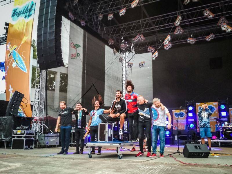 Kryštof Kemp bavil v Plzni: Richard Krajčo se fanouškům zvěčnil na mnoha selfie, zahráli Petr Janda i No Name