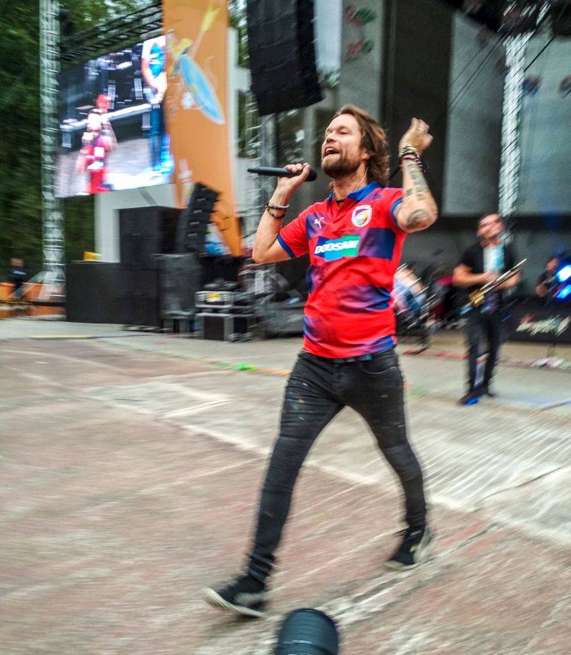 Kryštof Kemp bavil v Plzni: Richard Krajčo se fanouškům zvěčnil na mnoha selfie, zahráli Petr Janda i No Name