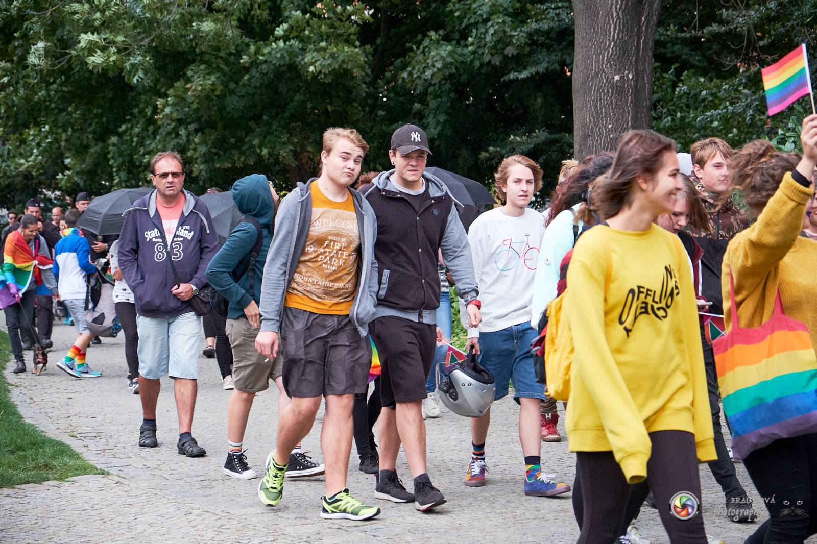 Pilsen Pride podruhé: Duhový průvod prošel Plzní, narušili ho demonstranti