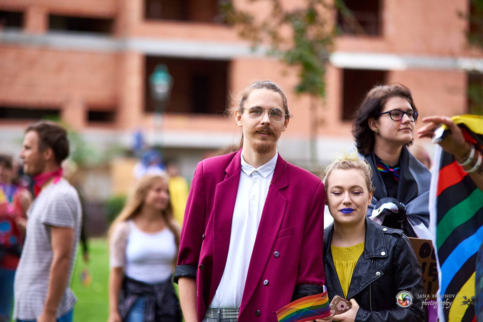 Pilsen Pride podruhé: Duhový průvod prošel Plzní, narušili ho demonstranti