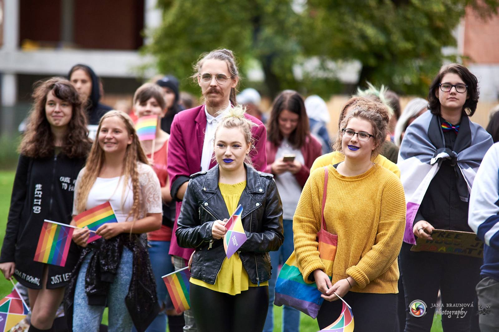 Pilsen Pride podruhé: Duhový průvod prošel Plzní, narušili ho demonstranti