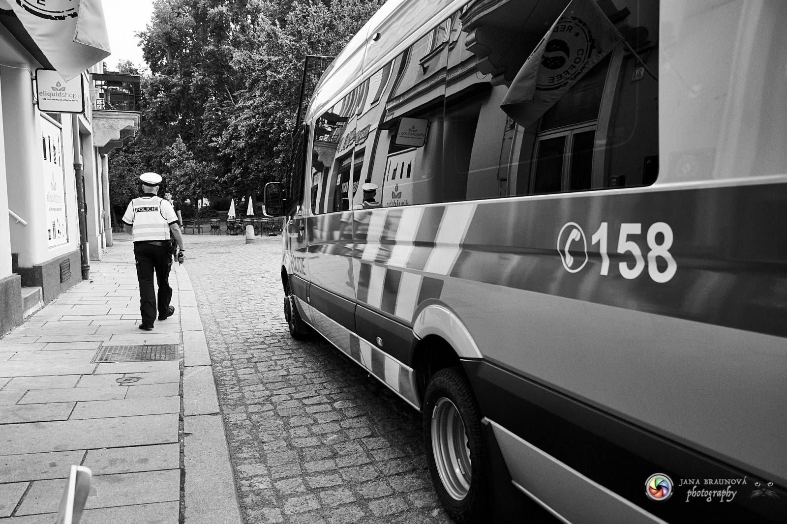 Pilsen Pride podruhé: Duhový průvod prošel Plzní, narušili ho demonstranti