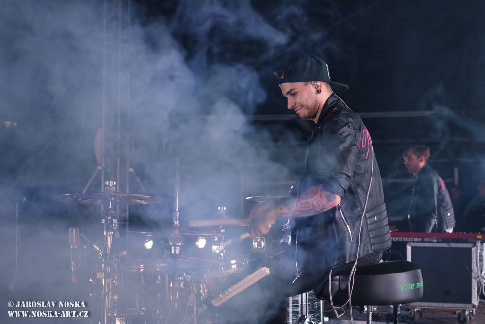 Radiofest v Ústí nad Labem: Finále programu obstarali Jelen a Mandrage s pompézní show 