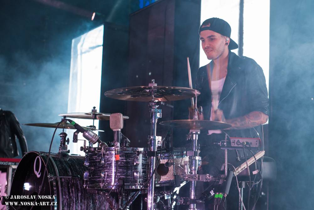 Radiofest v Ústí nad Labem: Finále programu obstarali Jelen a Mandrage s pompézní show 