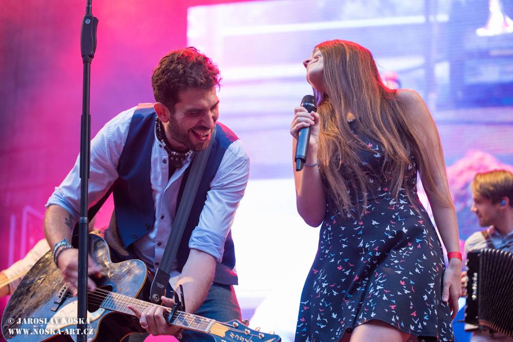 Radiofest v Ústí nad Labem: Finále programu obstarali Jelen a Mandrage s pompézní show 