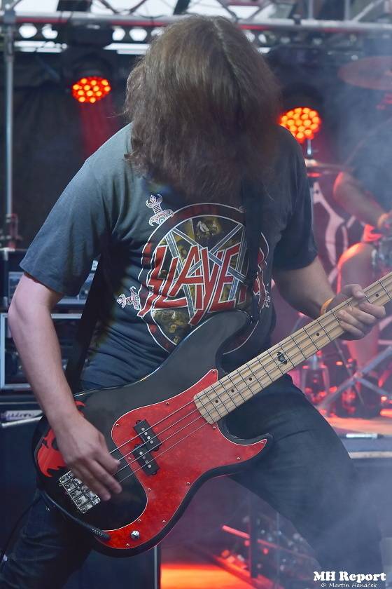 Armageddon Of Decibels: První ročník plzeňského metalového festivalu hostil S.D.I., InnerSphere nebo Sorath