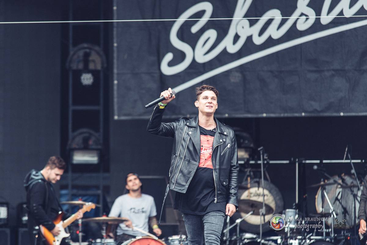 Promočený Létofest v Plzni rozpálili Kabát a Wanastowi Vjecy, Anna K. rozdávala pozitivní energii