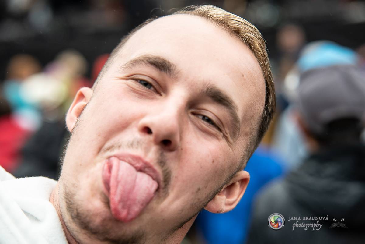 Promočený Létofest v Plzni rozpálili Kabát a Wanastowi Vjecy, Anna K. rozdávala pozitivní energii