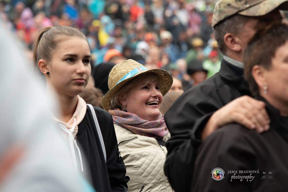 Promočený Létofest v Plzni rozpálili Kabát a Wanastowi Vjecy, Anna K. rozdávala pozitivní energii