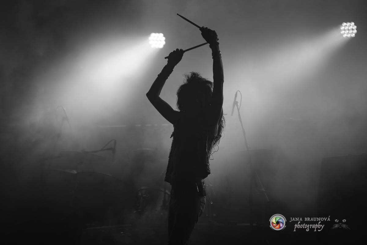 Promočený Létofest v Plzni rozpálili Kabát a Wanastowi Vjecy, Anna K. rozdávala pozitivní energii