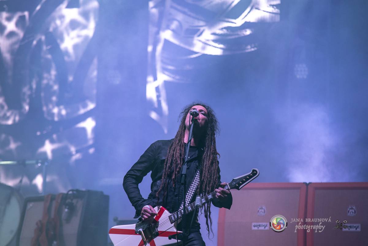 Promočený Létofest v Plzni rozpálili Kabát a Wanastowi Vjecy, Anna K. rozdávala pozitivní energii