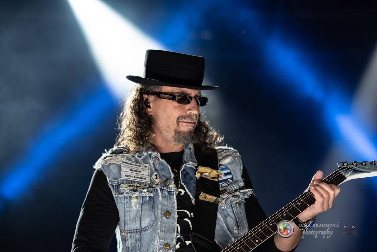 Promočený Létofest v Plzni rozpálili Kabát a Wanastowi Vjecy, Anna K. rozdávala pozitivní energii