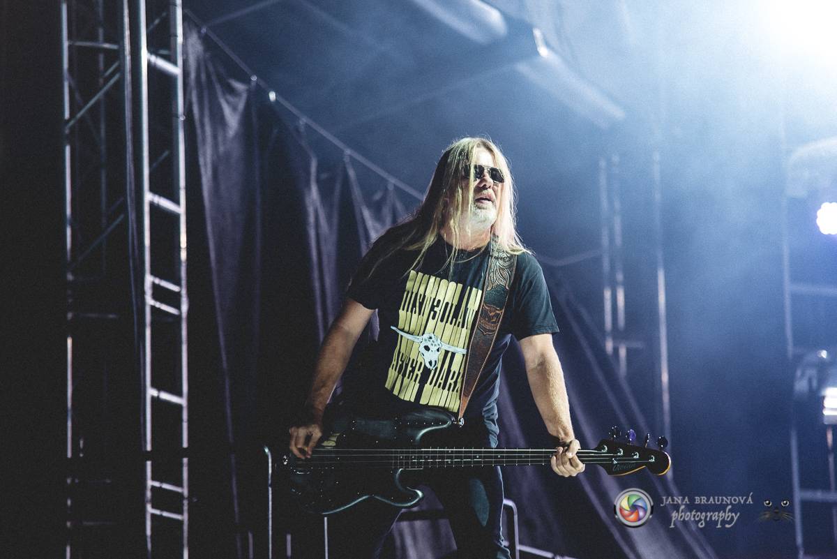 Promočený Létofest v Plzni rozpálili Kabát a Wanastowi Vjecy, Anna K. rozdávala pozitivní energii