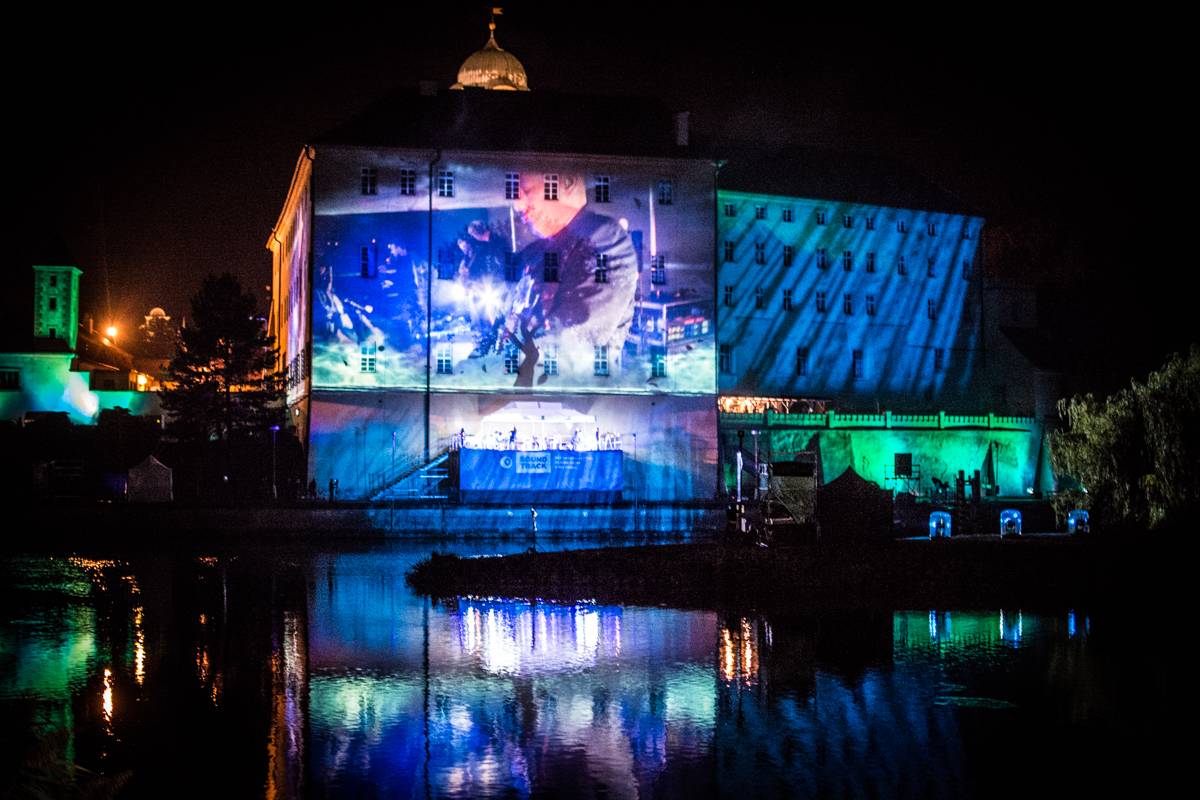 Soundtrack Poděbrady potěšili Eric Serra, David Koller i Vivaldianno