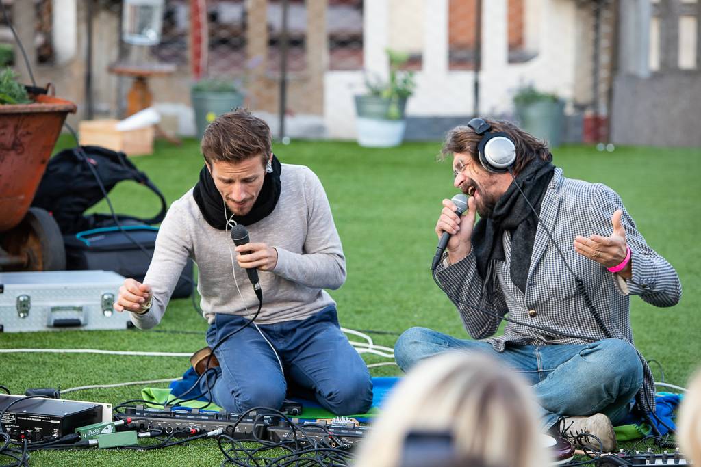 Dan Bárta a En.Dru vítali na střeše Lucerny východ slunce