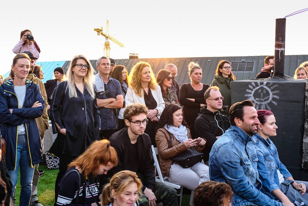 Dan Bárta a En.Dru vítali na střeše Lucerny východ slunce