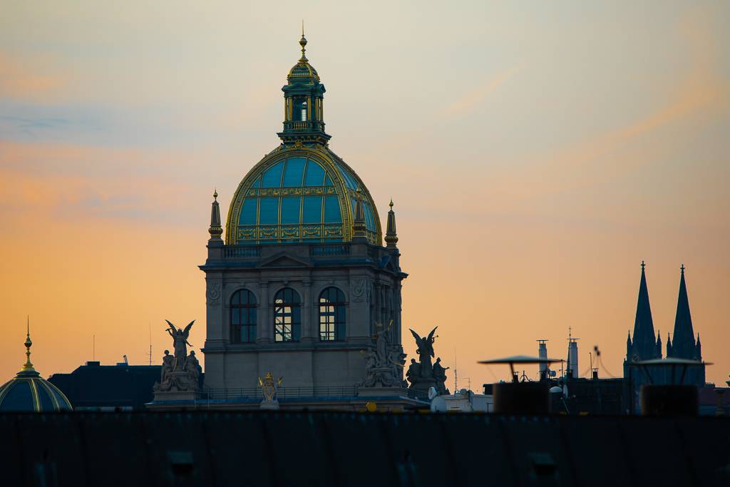 Dan Bárta a En.Dru vítali na střeše Lucerny východ slunce
