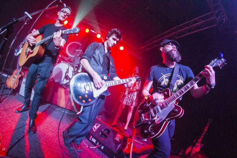 Adrian T. Bell pokřtil své nové album Navigator na lodi Cargo Gallery