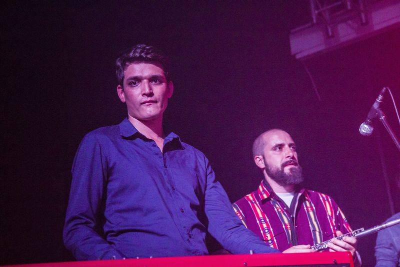 Adrian T. Bell pokřtil své nové album Navigator na lodi Cargo Gallery