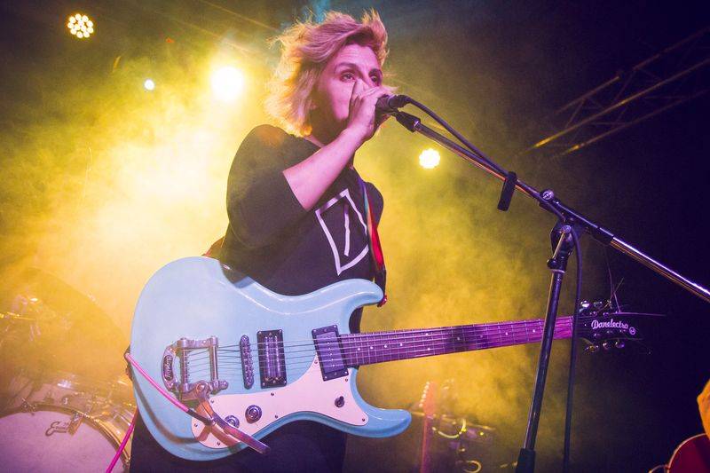 Mucha na vlně femipunku roztancovala celou loď Cargo Gallery