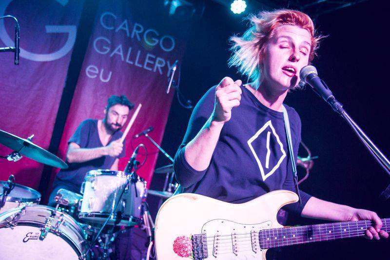 Mucha na vlně femipunku roztancovala celou loď Cargo Gallery