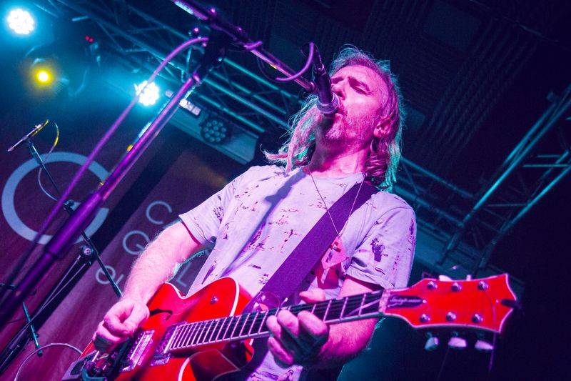 Mucha na vlně femipunku roztancovala celou loď Cargo Gallery