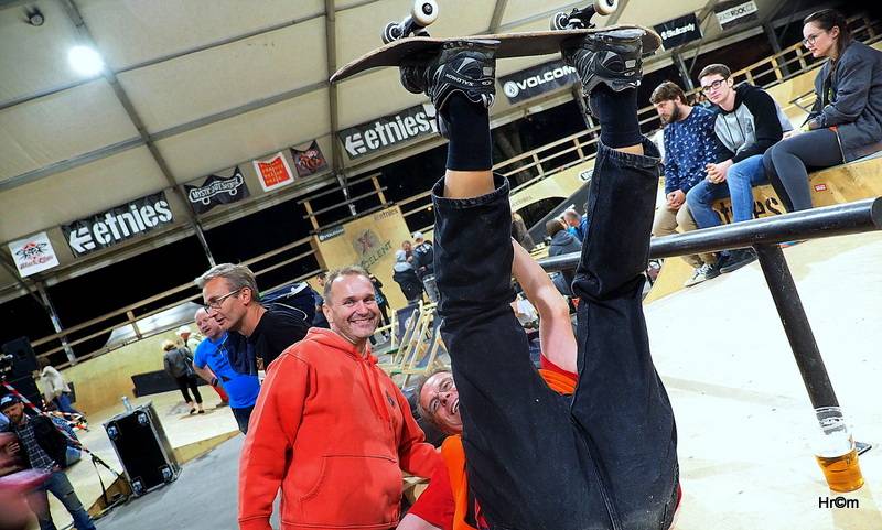Mystic Skatepark na Štvanici hostil premiéru filmu King Skate. Diváci tleskali vestoje
