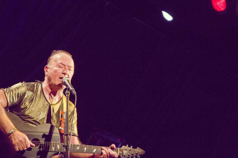 Olympic pokřtil nové album Trilobit. Malostranská beseda praskala ve švech