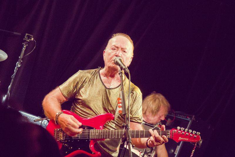 Olympic pokřtil nové album Trilobit. Malostranská beseda praskala ve švech