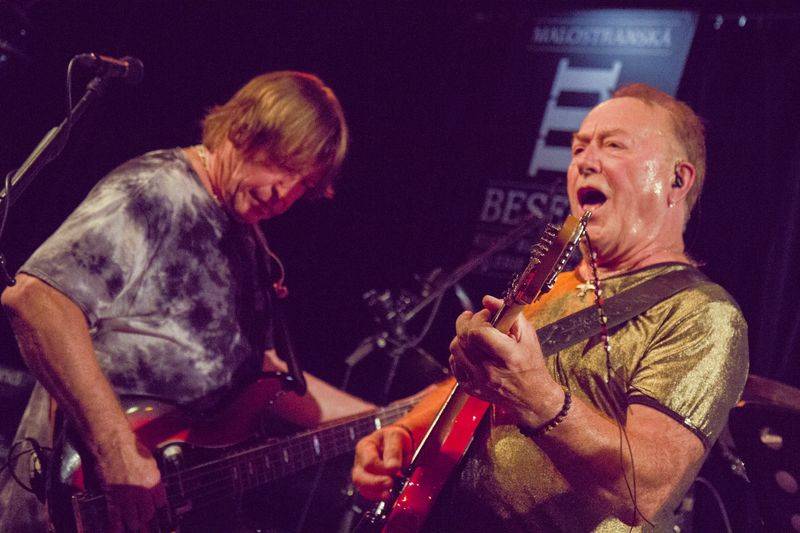 Olympic pokřtil nové album Trilobit. Malostranská beseda praskala ve švech