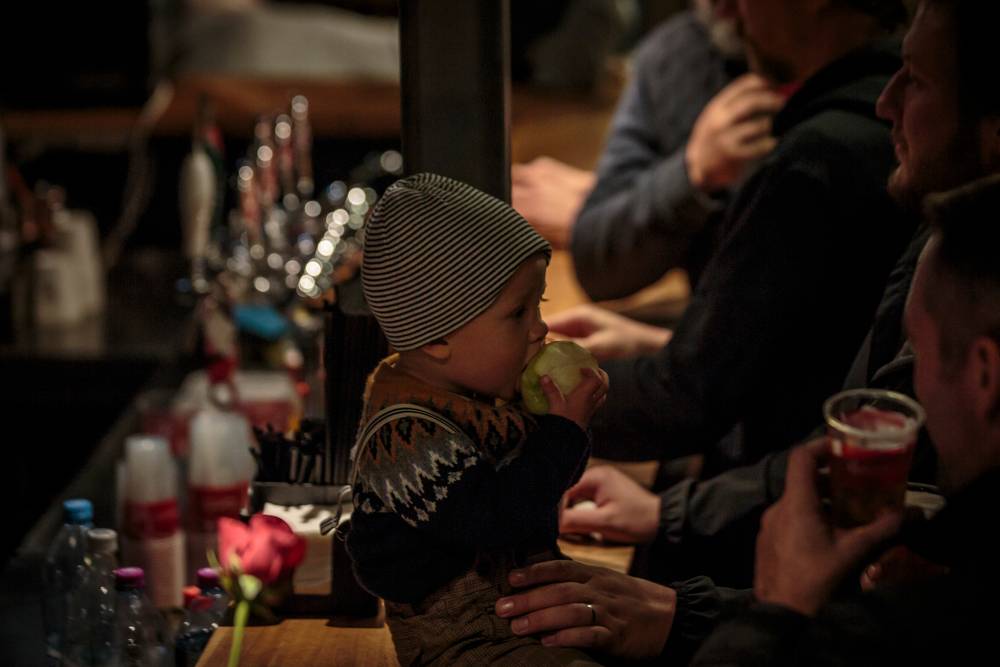 S architekty na jedné lodi: Dan Bárta s Illustratosphere a Mardoša zahráli na Cargo Gallery