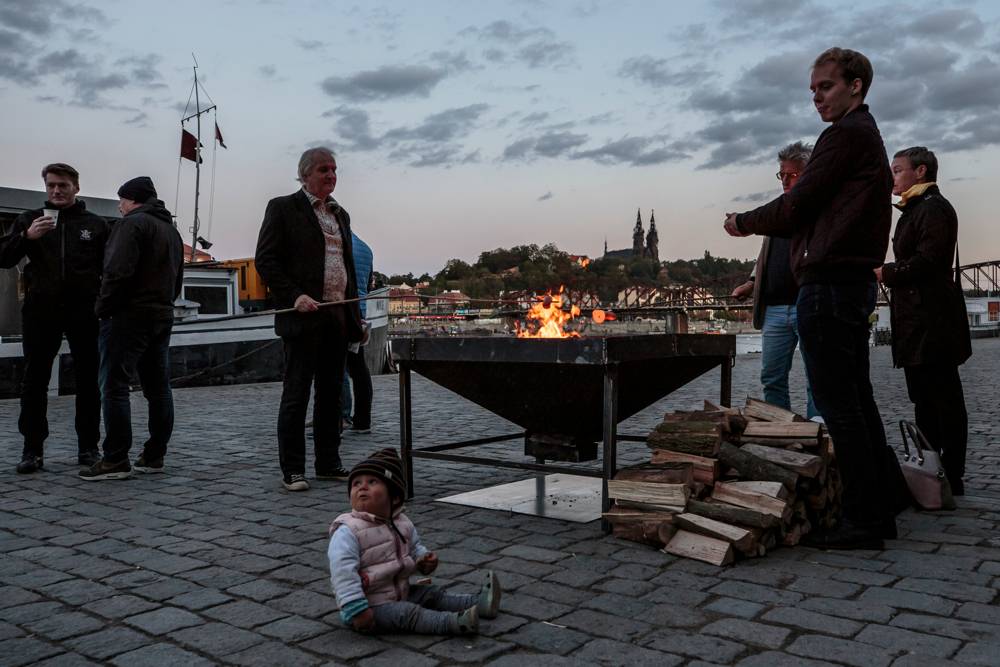 S architekty na jedné lodi: Dan Bárta s Illustratosphere a Mardoša zahráli na Cargo Gallery