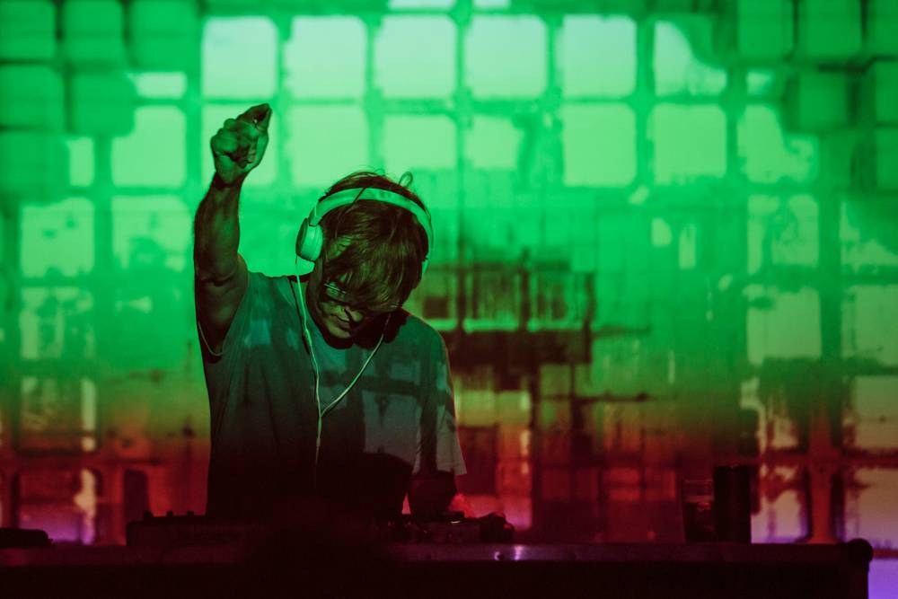 S architekty na jedné lodi: Dan Bárta s Illustratosphere a Mardoša zahráli na Cargo Gallery