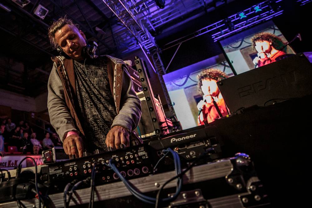 Alphaville i s hitem Forever Young vyprodali sportovní halu v Příbrami