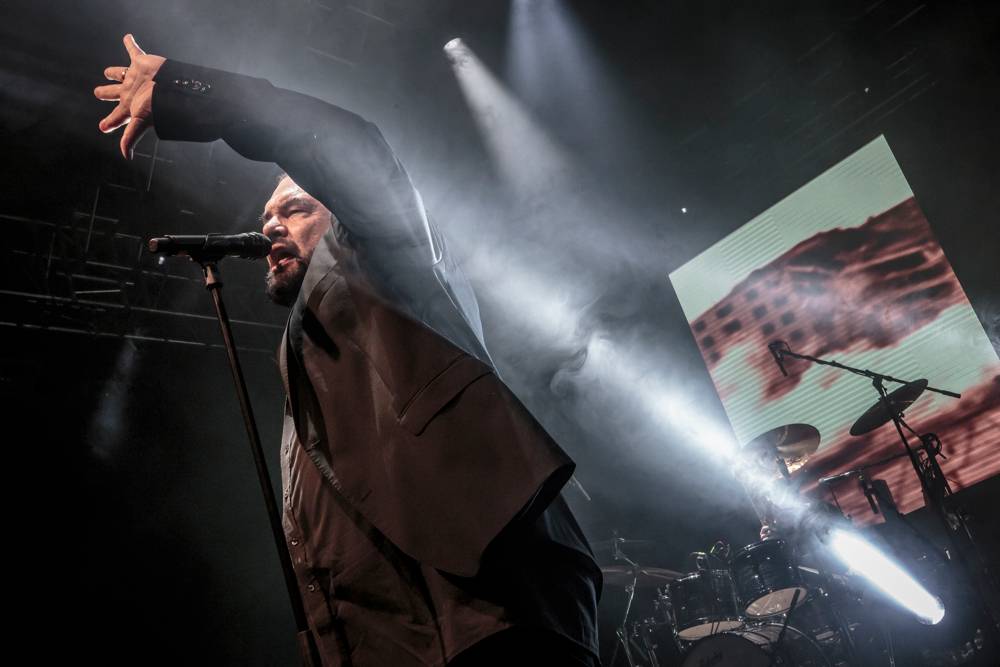 Alphaville i s hitem Forever Young vyprodali sportovní halu v Příbrami