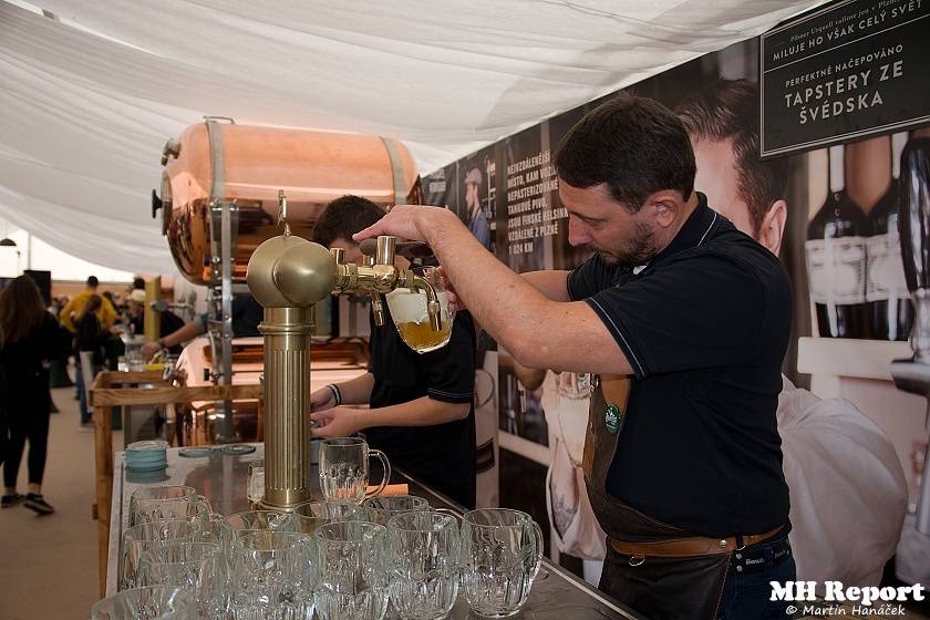 Plzeň žila pivem a hudbou. Na Pilsner festu vystoupili Barbora Poláková, Žlutý pes, Anna K. nebo Pipes and Pints