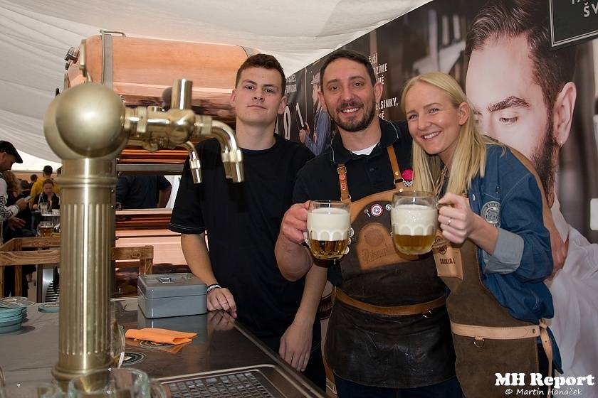 Plzeň žila pivem a hudbou. Na Pilsner festu vystoupili Barbora Poláková, Žlutý pes, Anna K. nebo Pipes and Pints