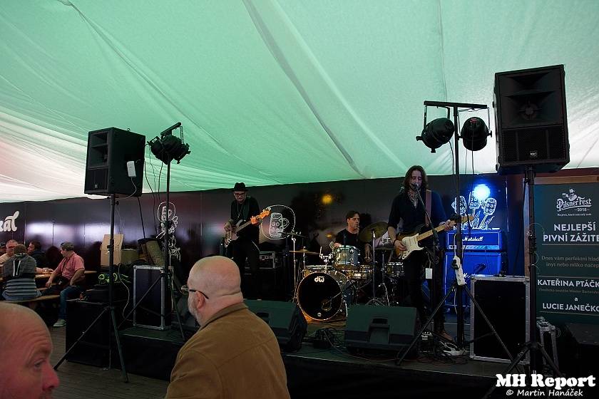 Plzeň žila pivem a hudbou. Na Pilsner festu vystoupili Barbora Poláková, Žlutý pes, Anna K. nebo Pipes and Pints