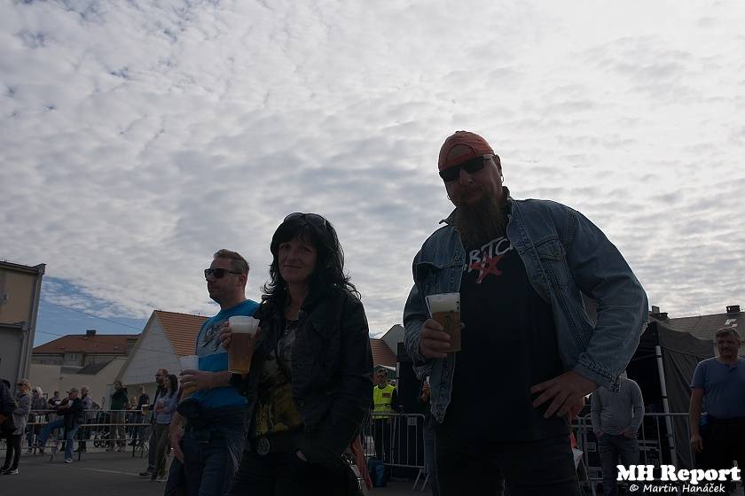 Plzeň žila pivem a hudbou. Na Pilsner festu vystoupili Barbora Poláková, Žlutý pes, Anna K. nebo Pipes and Pints