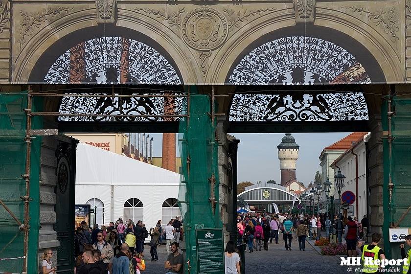 Plzeň žila pivem a hudbou. Na Pilsner festu vystoupili Barbora Poláková, Žlutý pes, Anna K. nebo Pipes and Pints