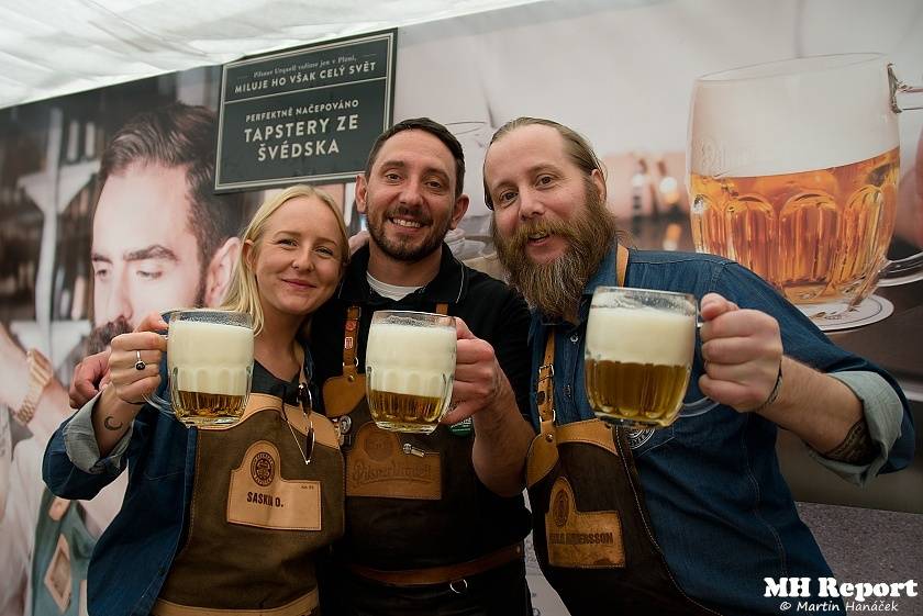 Plzeň žila pivem a hudbou. Na Pilsner festu vystoupili Barbora Poláková, Žlutý pes, Anna K. nebo Pipes and Pints
