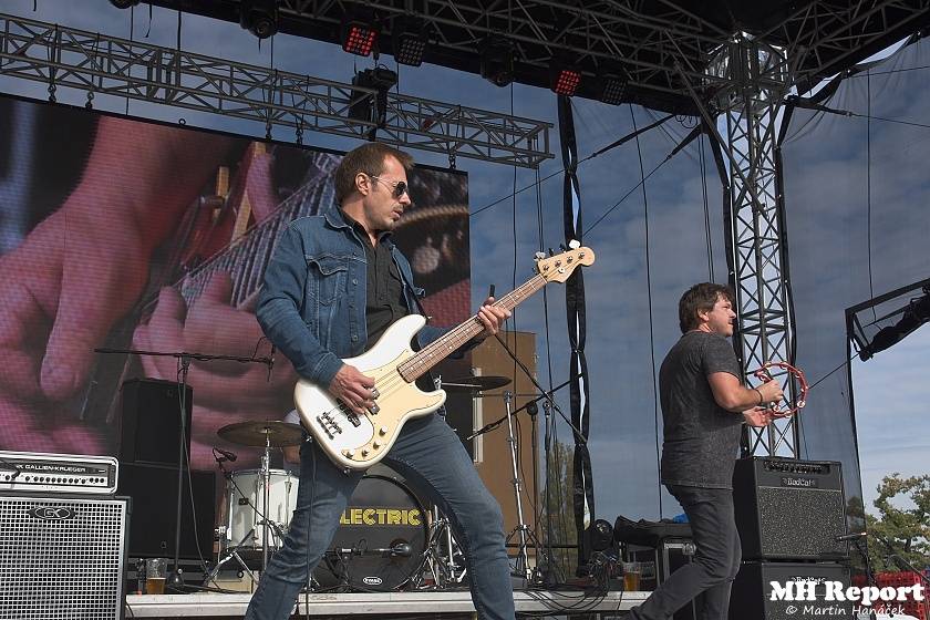 Plzeň žila pivem a hudbou. Na Pilsner festu vystoupili Barbora Poláková, Žlutý pes, Anna K. nebo Pipes and Pints