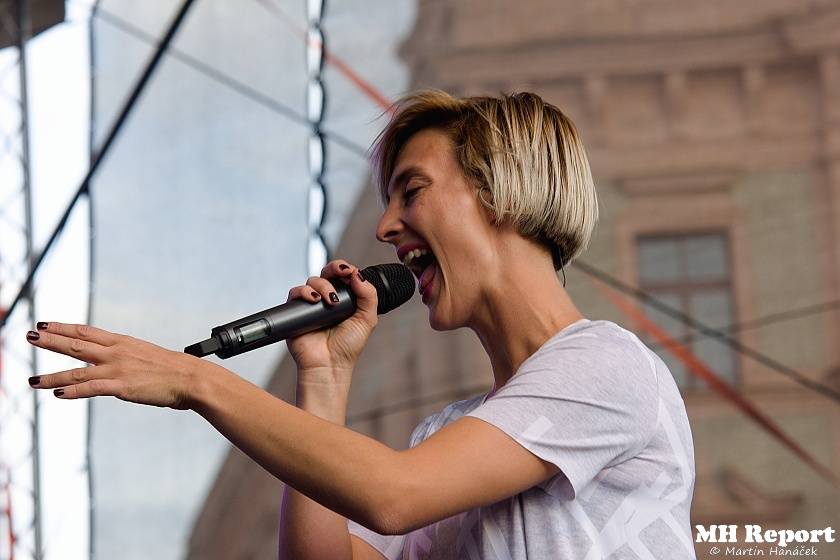 Plzeň žila pivem a hudbou. Na Pilsner festu vystoupili Barbora Poláková, Žlutý pes, Anna K. nebo Pipes and Pints