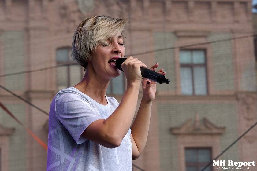 Plzeň žila pivem a hudbou. Na Pilsner festu vystoupili Barbora Poláková, Žlutý pes, Anna K. nebo Pipes and Pints