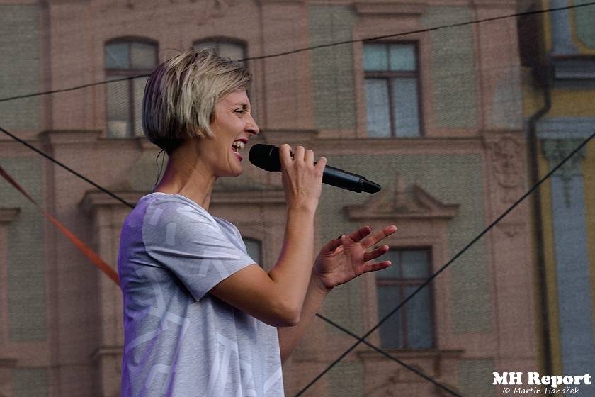 Plzeň žila pivem a hudbou. Na Pilsner festu vystoupili Barbora Poláková, Žlutý pes, Anna K. nebo Pipes and Pints